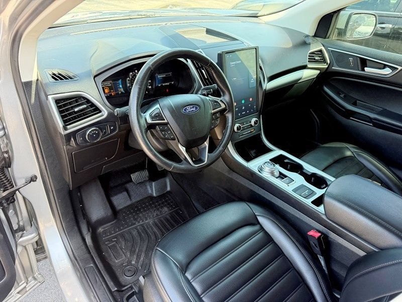 Used 2022 Ford Edge SEL AWD/4WD image 12
