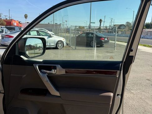 Used 2010 Lexus GX 460 image 21