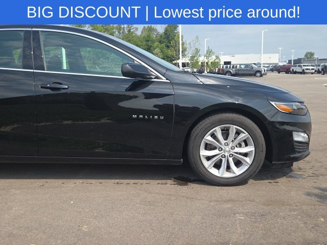 Used 2025 Chevrolet Malibu LT FWD image 5