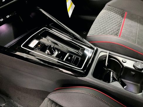 New 2026 Volkswagen GTI SE image 8