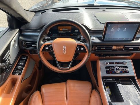 Used 2022 Lincoln Aviator Black Label w/ Dynamic Handling Package image 24