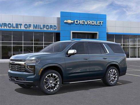 New 2026 Chevrolet Tahoe Premier w/ Sun And Tow Package AWD/4WD image 2