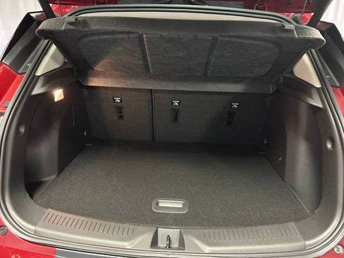 Used 2023 Buick Encore GX Essence image 24