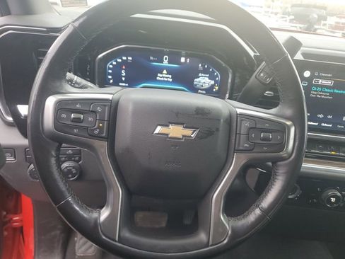 Used 2022 Chevrolet Silverado 1500 LT image 15
