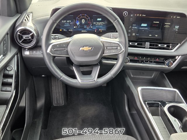 Used 2025 Chevrolet Equinox LT AWD/4WD image 11