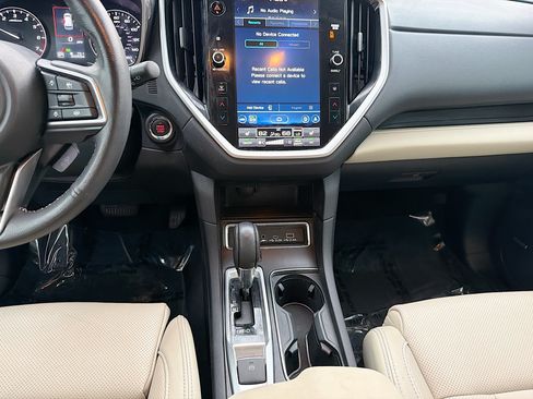 Used 2024 Subaru Ascent Limited w/ Technology Package AWD/4WD image 19