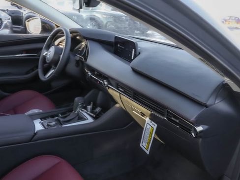 New 2026 MAZDA MAZDA3 Carbon image 40