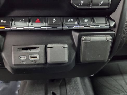 Used 2020 Chevrolet Silverado 3500 LT w/ All Star Edition AWD/4WD image 40