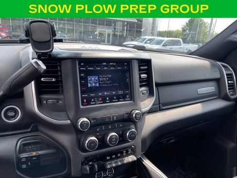 Used 2020 RAM 2500 Big Horn w/ Level 2 Equipment Group AWD/4WD image 13