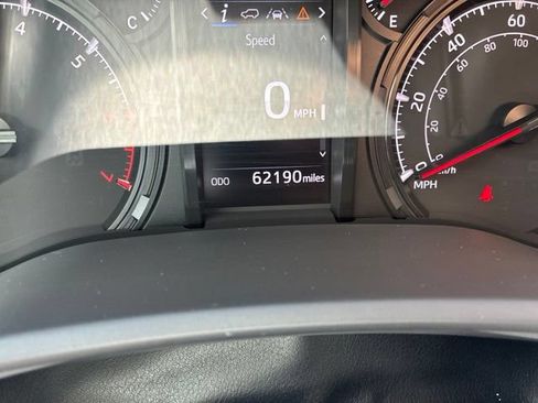 Used 2022 Toyota 4Runner SR5 AWD/4WD image 13