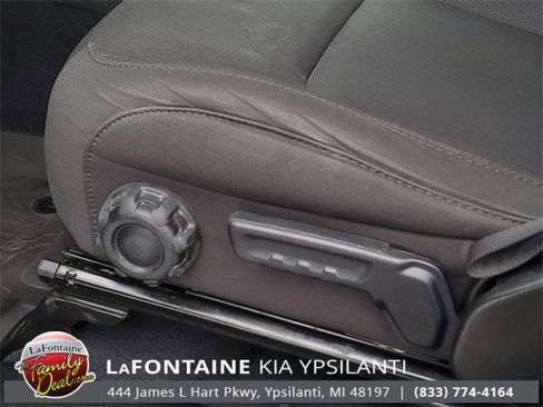 Used 2023 Jeep Wrangler Unlimited w/ Cold Weather Group image 12