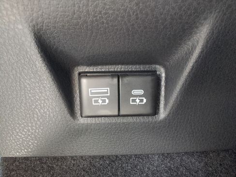 Certified 2026 Toyota Camry SE w/ Convenience Package FWD image 40