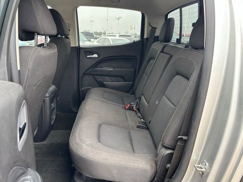 Used 2018 Chevrolet Colorado LT w/ LT Convenience Package image 8