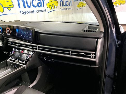 Used 2026 Hyundai Santa Fe SEL AWD/4WD image 12