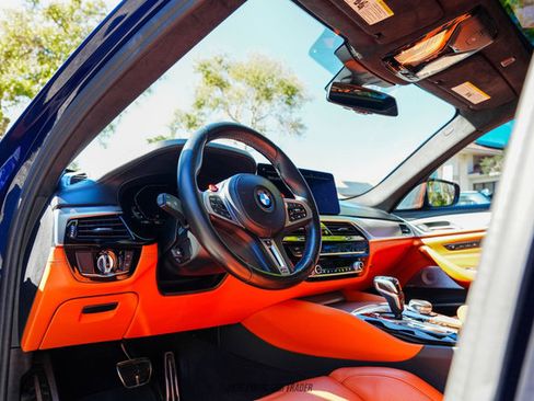 Used 2022 BMW M5 w/ Competition Package image 39