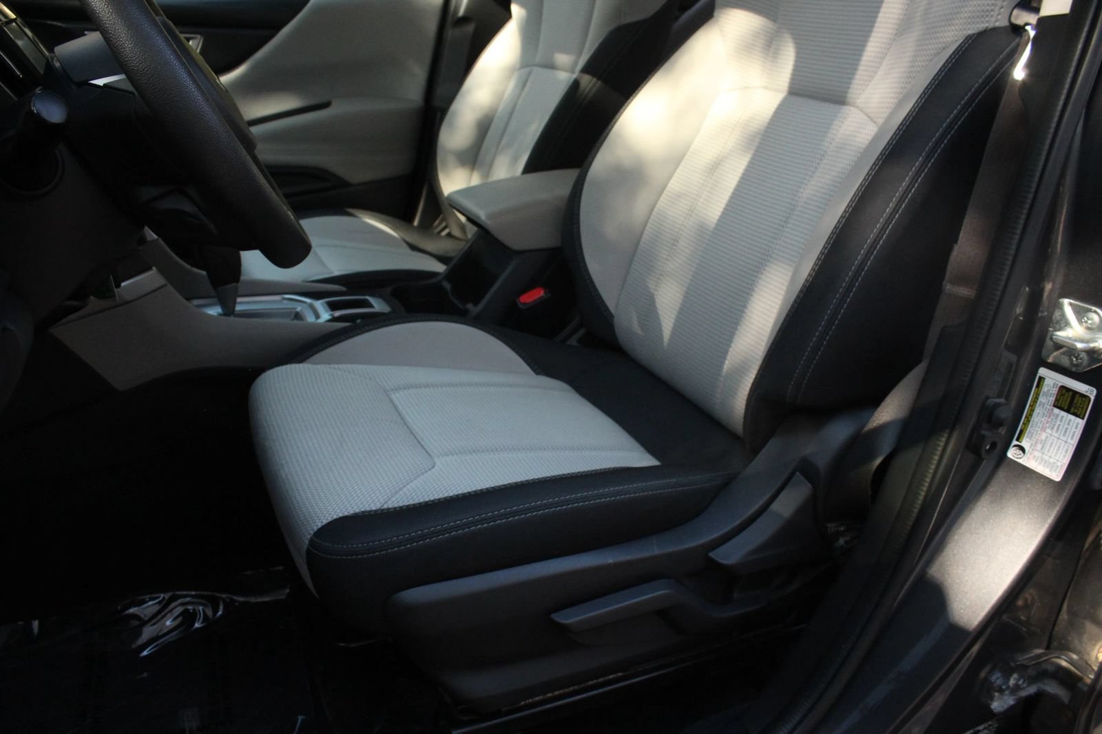 Used 2022 Subaru Forester AWD/4WD image 17