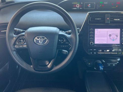 Certified 2022 Toyota Prius LE image 11