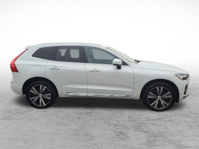 Used 2022 Volvo XC60 T8 Inscription AWD/4WD image 4