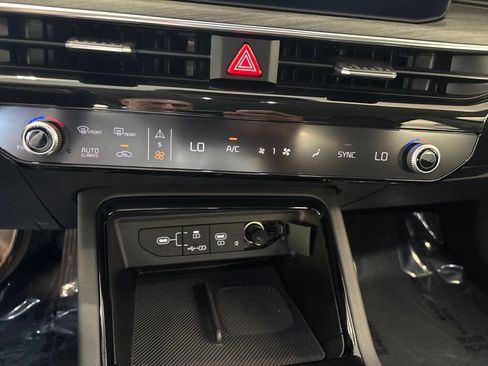 Certified 2025 Kia K5 EX FWD image 17