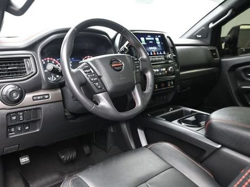 Used 2022 Nissan Titan PRO-4X w/ Pro-4x Convenience Package AWD/4WD image 22