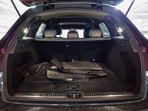 Used 2022 Mercedes-Benz GLC 300 4MATIC image 8