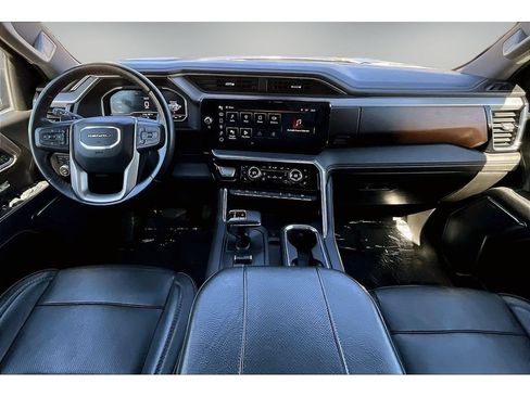 Used 2023 GMC Sierra 1500 Denali AWD/4WD image 8