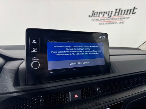 Used 2026 Honda CR-V LX image 17