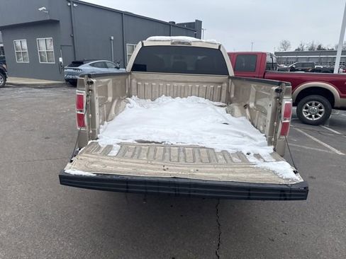 Used 2011 Ford F150 XLT w/ XLT Chrome Pkg image 9