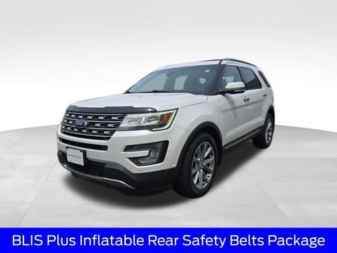 Used 2017 Ford Explorer Limited w/ Equipment Group 301A AWD/4WD image 4