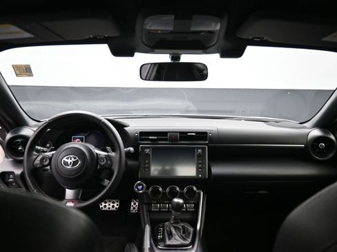 Certified 2023 Toyota GR86 Premium w/ ALL Weather Mat Package (TMS) image 25