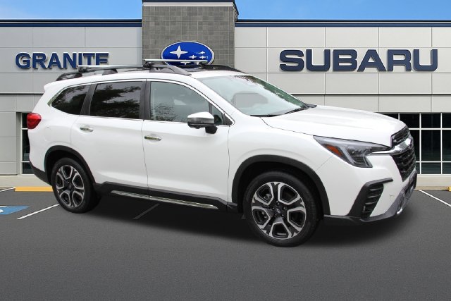 Used 2023 Subaru Ascent Touring AWD/4WD image 12
