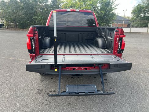 Used 2025 Ford F150 Lightning Platinum AWD/4WD image 17