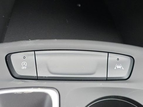 New 2026 Chevrolet Trax RS w/ Sunroof Package image 14