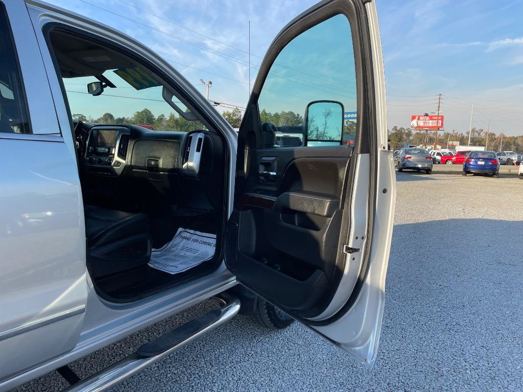 Used 2015 GMC Sierra 2500 SLT w/ Suspension Package, Off-Road AWD/4WD image 14