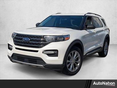 Certified 2022 Ford Explorer XLT w/ Equipment Group 202A