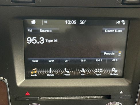 Used 2017 Lincoln Navigator Select image 29