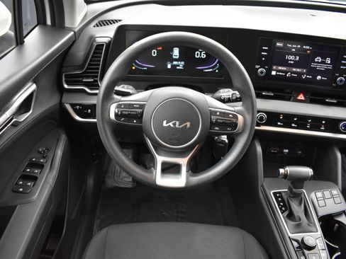 Used 2023 Kia Sportage LX AWD/4WD image 19