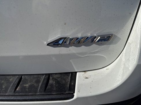 Used 2023 Ford Explorer XLT w/ Equipment Group 202A image 8