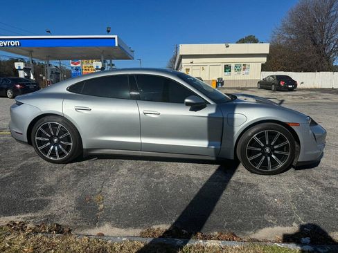 Used 2021 Porsche Taycan RWD image 6