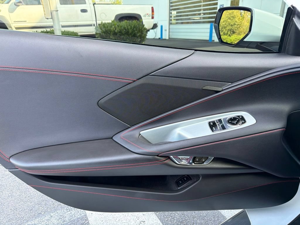 Used 2023 Chevrolet Corvette Stingray Coupe w/ Chrome Exterior Badge Package RWD image 19