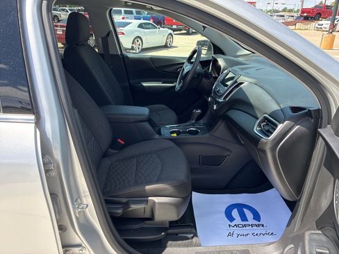 Used 2019 Chevrolet Equinox LT AWD/4WD image 18