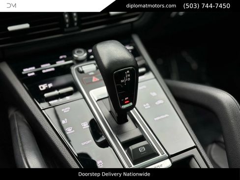 Used 2023 Porsche Cayenne image 25