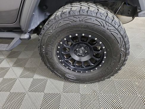 Used 2018 Jeep Wrangler Unlimited Sport S AWD/4WD image 8