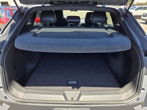 Used 2023 Volkswagen ID.4 Pro RWD image 27