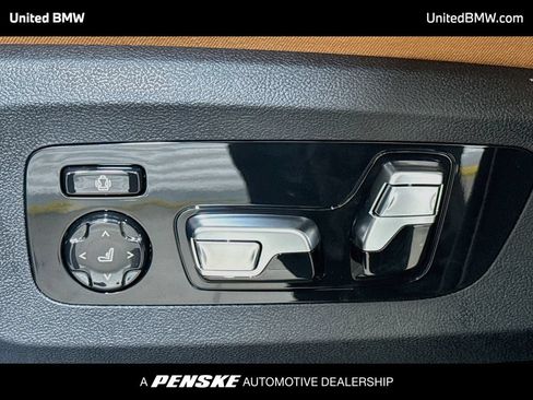 New 2026 BMW X5 xDrive50e w/ Climate Comfort Package AWD/4WD image 4