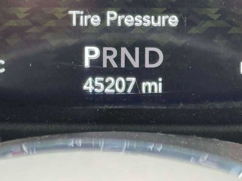 Used 2022 Jeep Wrangler Unlimited Sahara w/ LED Lighting Group AWD/4WD image 25