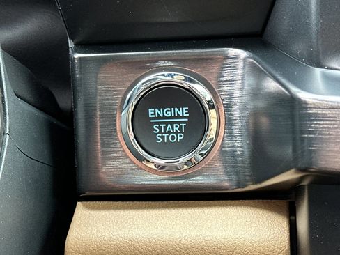 New 2026 Ford F250 Lariat RWD image 27