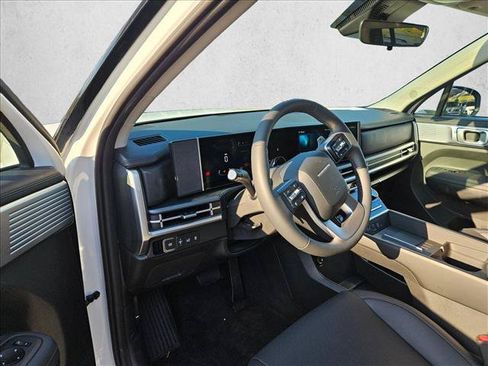 Used 2026 Hyundai Santa Fe SEL FWD image 3
