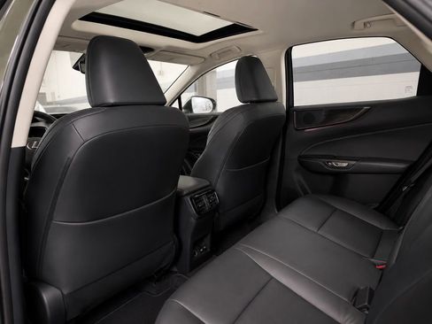 Used 2023 Lexus NX 350 AWD image 13