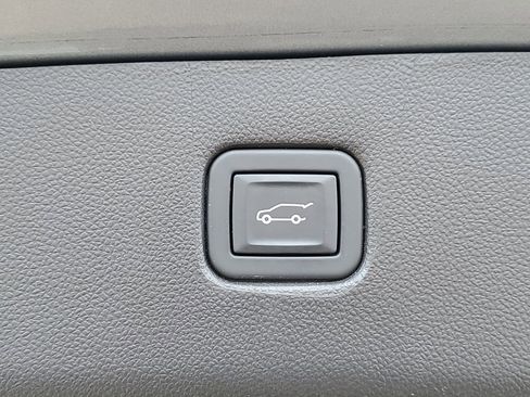 Certified 2023 Chevrolet Blazer RS w/ LPO, Floor Liner Package image 33